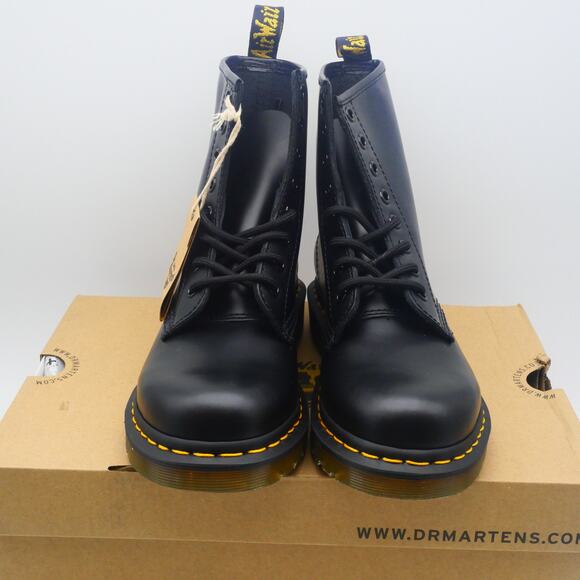 NEW Dr. Martens Men\'s 8 1460 Smooth Black Leather Boots Original Combat main image 8